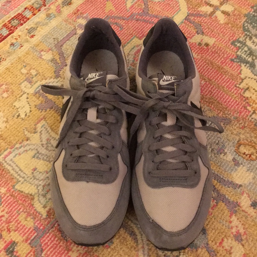 Nike Internationalist Grey Suede & Nylon Sneakers
